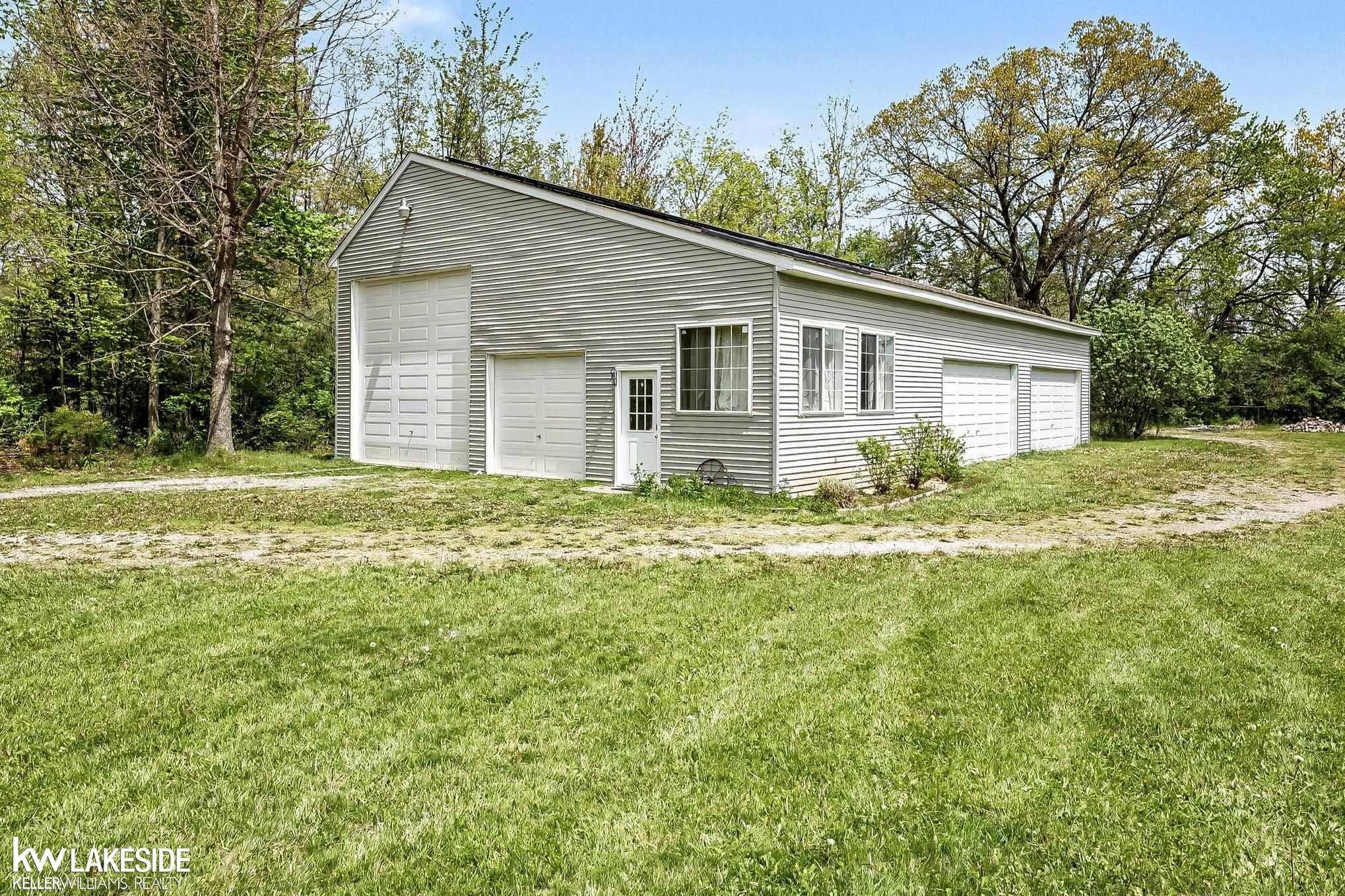 46502 Woodall Road Utica, MI 48317 - Photo 8 of 54