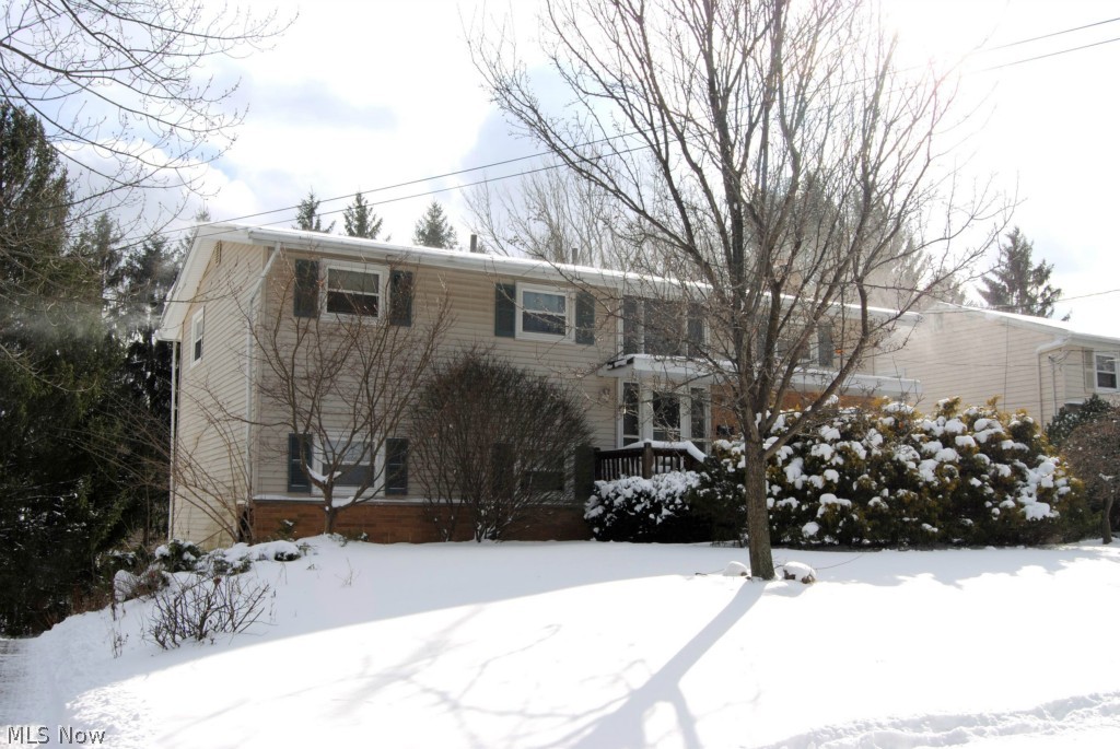 565 Garnette Road Akron, OH 44313 - Photo 1 of 22