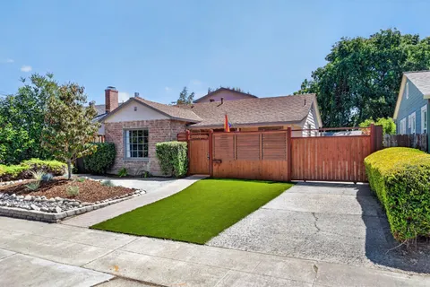 $1,000,000 | 234 East Hedding Street, San Jose, CA 95112