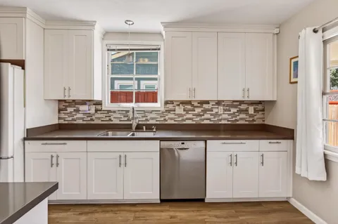 $1,000,000 | 234 East Hedding Street, San Jose, CA 95112