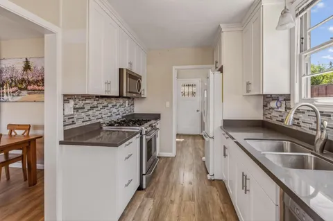 $1,000,000 | 234 East Hedding Street, San Jose, CA 95112