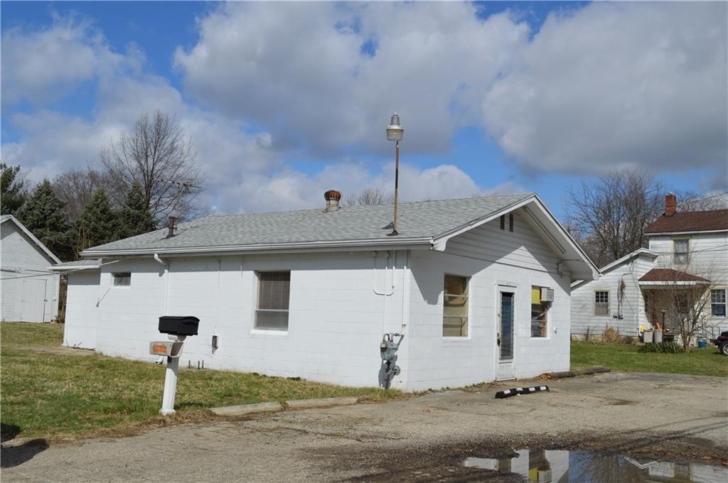 2957 Springfield Xenia Road Springfield, OH 45506 - Photo 6 of 12
