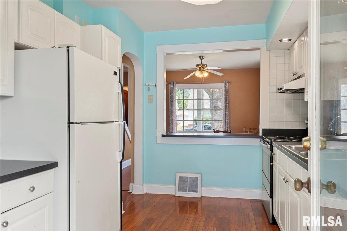 2049 North 7th Street Springfield, IL 62702 - Photo 14 of 45