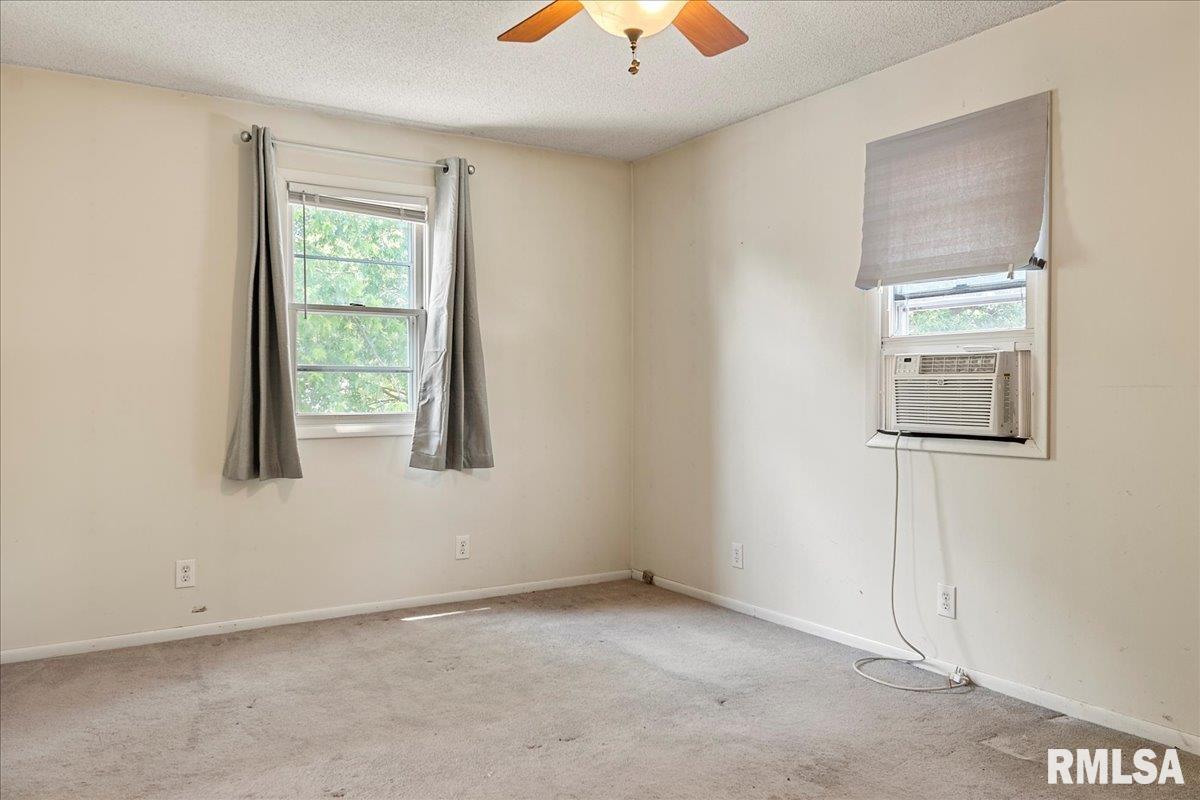 2049 North 7th Street Springfield, IL 62702 - Photo 22 of 45