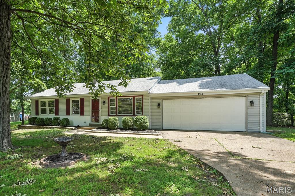 224 New Ballwin Road Ballwin, MO 63021 - Photo 1 of 20