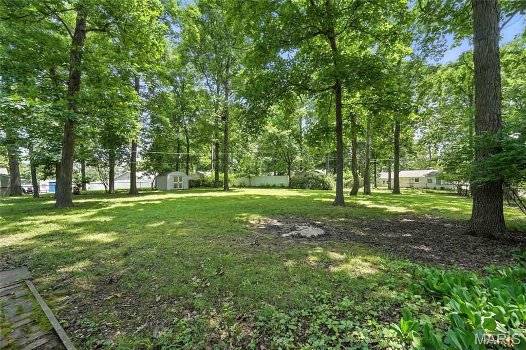 224 New Ballwin Road Ballwin, MO 63021 - Photo 19 of 20
