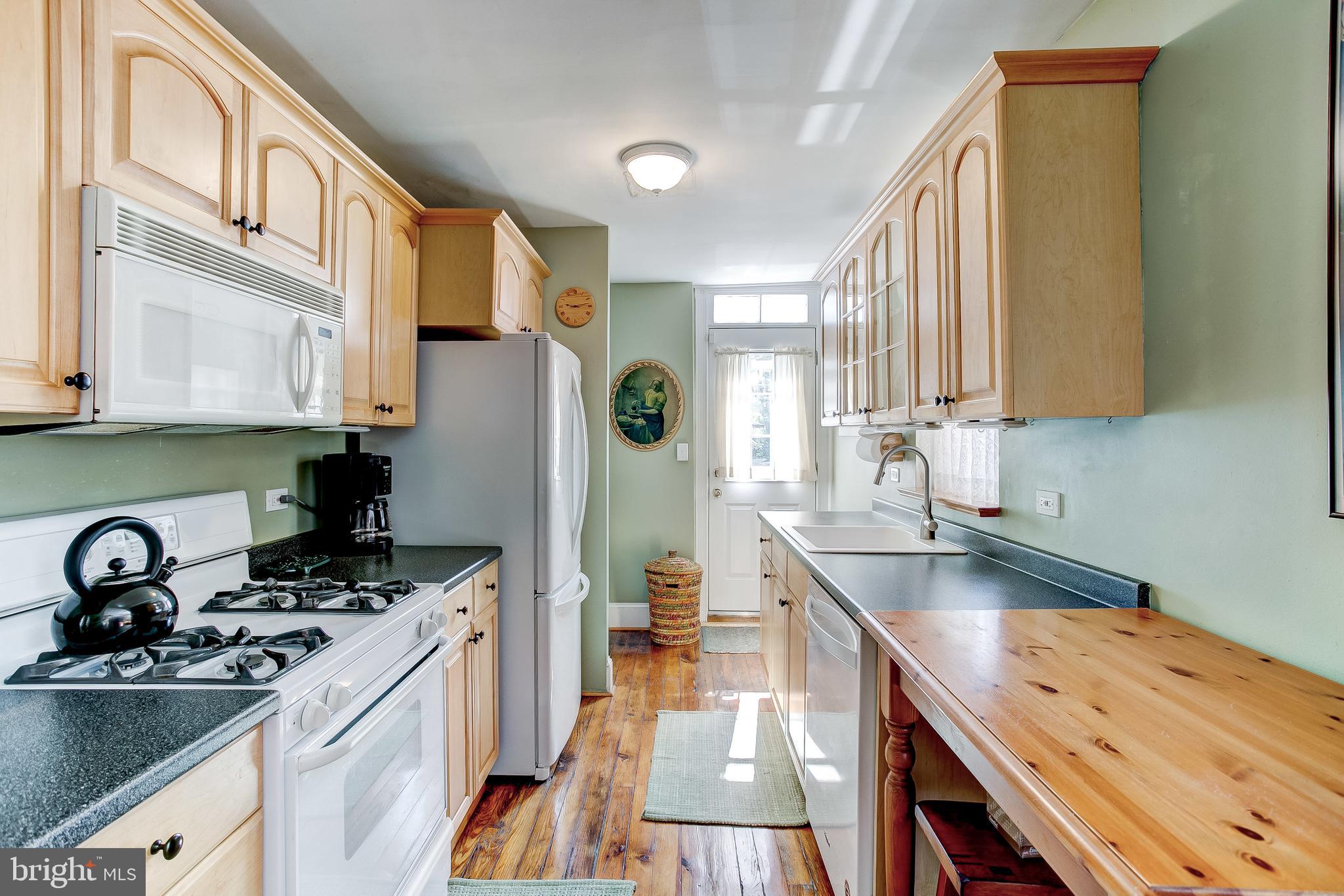 1213 Riverside Avenue Baltimore, MD 21230 - Photo 8 of 52