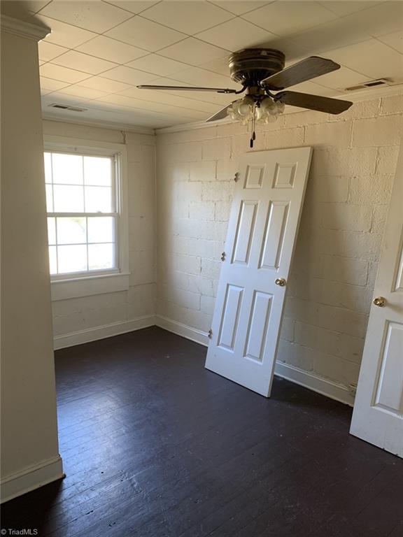 1734 Sharpe Road Burlington, NC 27217 - Photo 11 of 19 Gallery Image 11