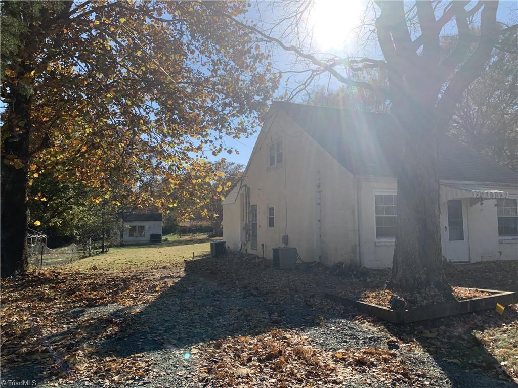 1734 Sharpe Road Burlington, NC 27217 - Photo 18 of 19 Gallery Image 18