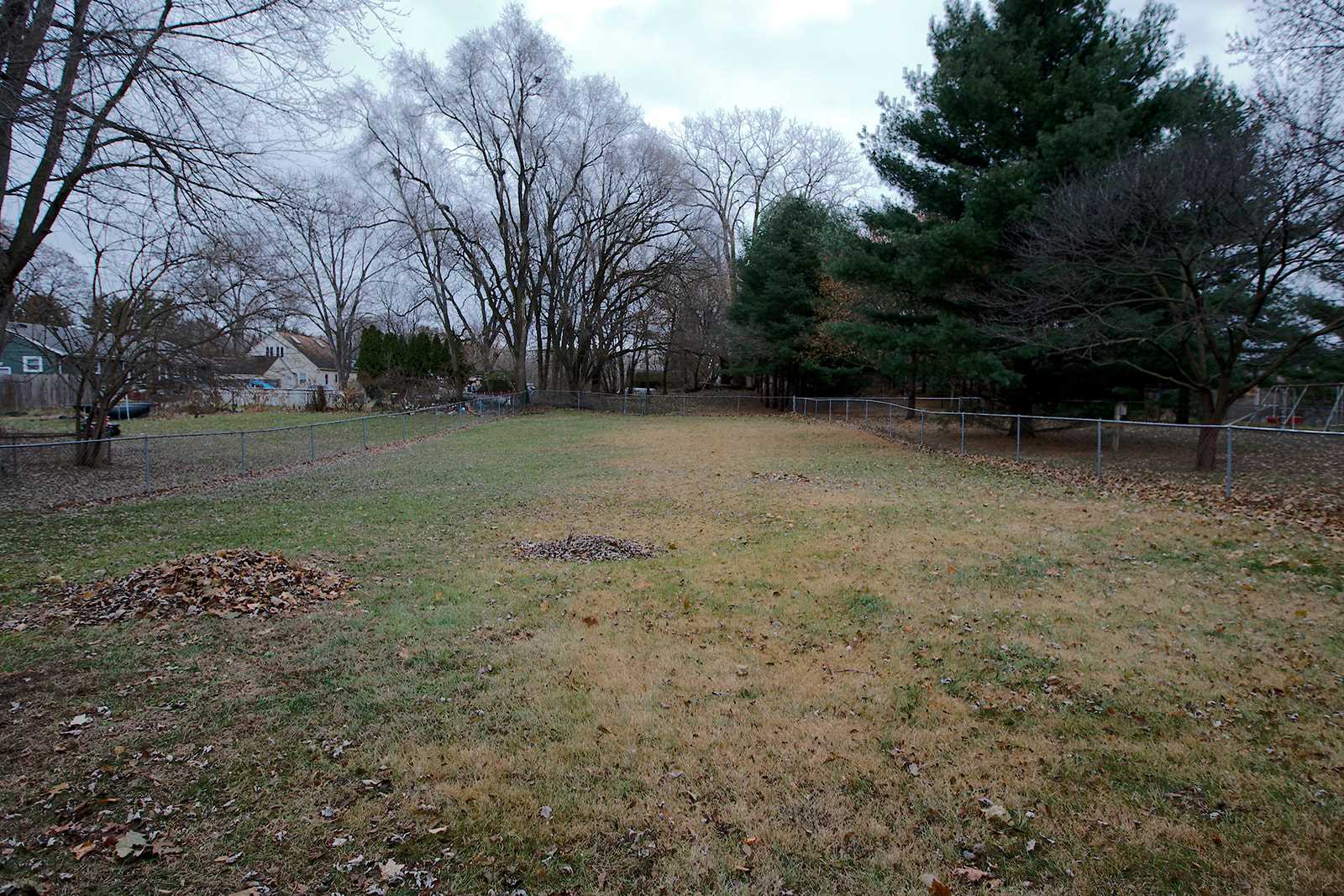 2915 Sand Point Road Fort Wayne, IN 46809 - Photo 3 of 10