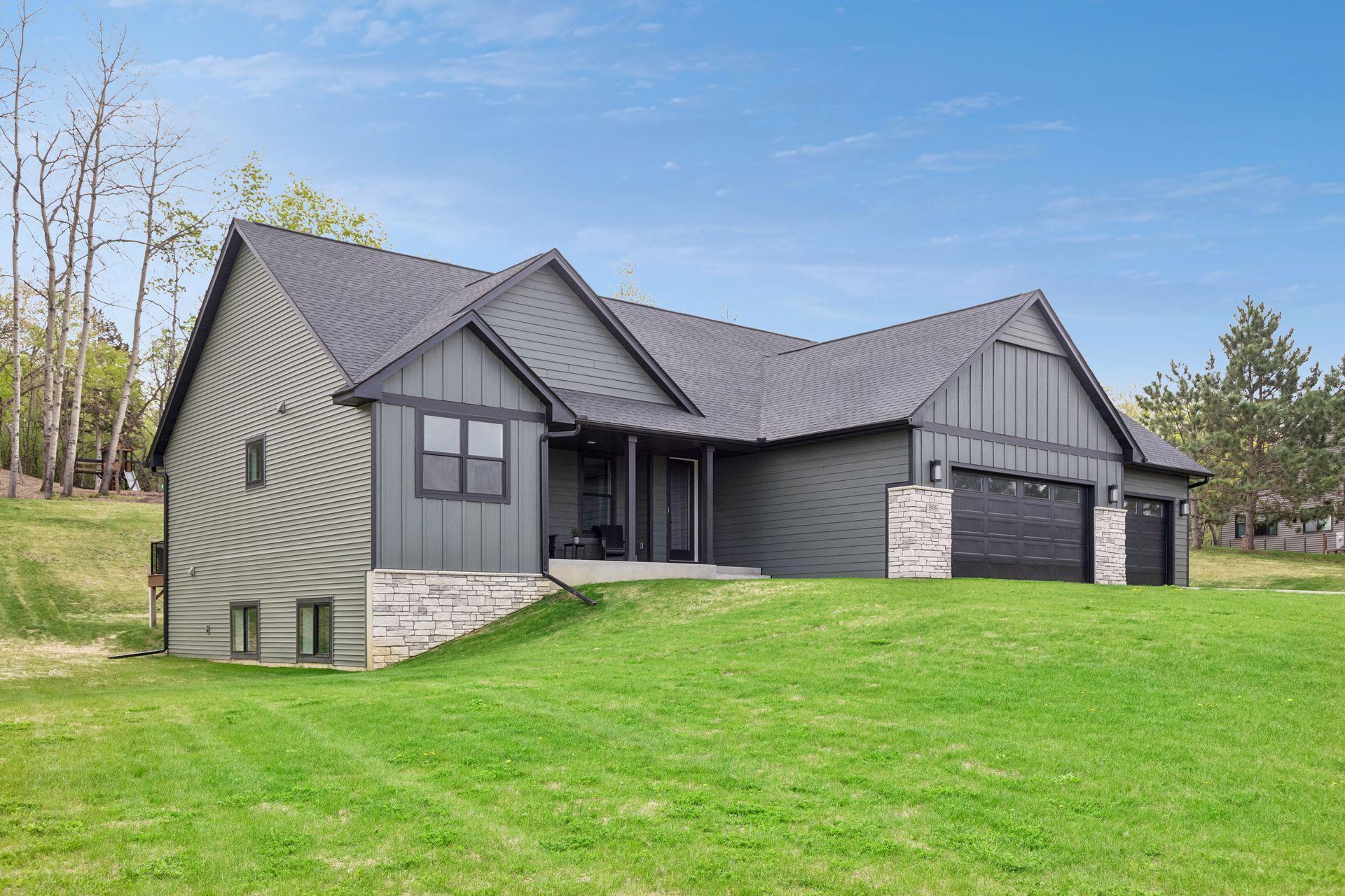 899 Gavin Pass Hudson, WI 54016 - Photo 2 of 63