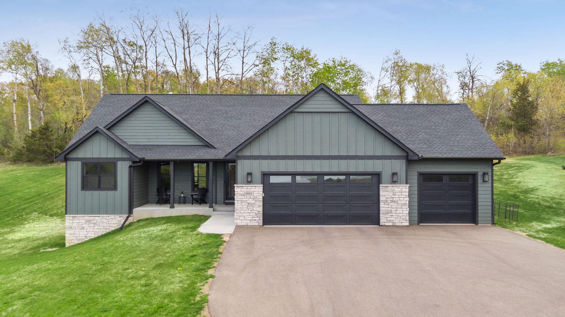899 Gavin Pass Hudson, WI 54016 - Photo 3 of 63