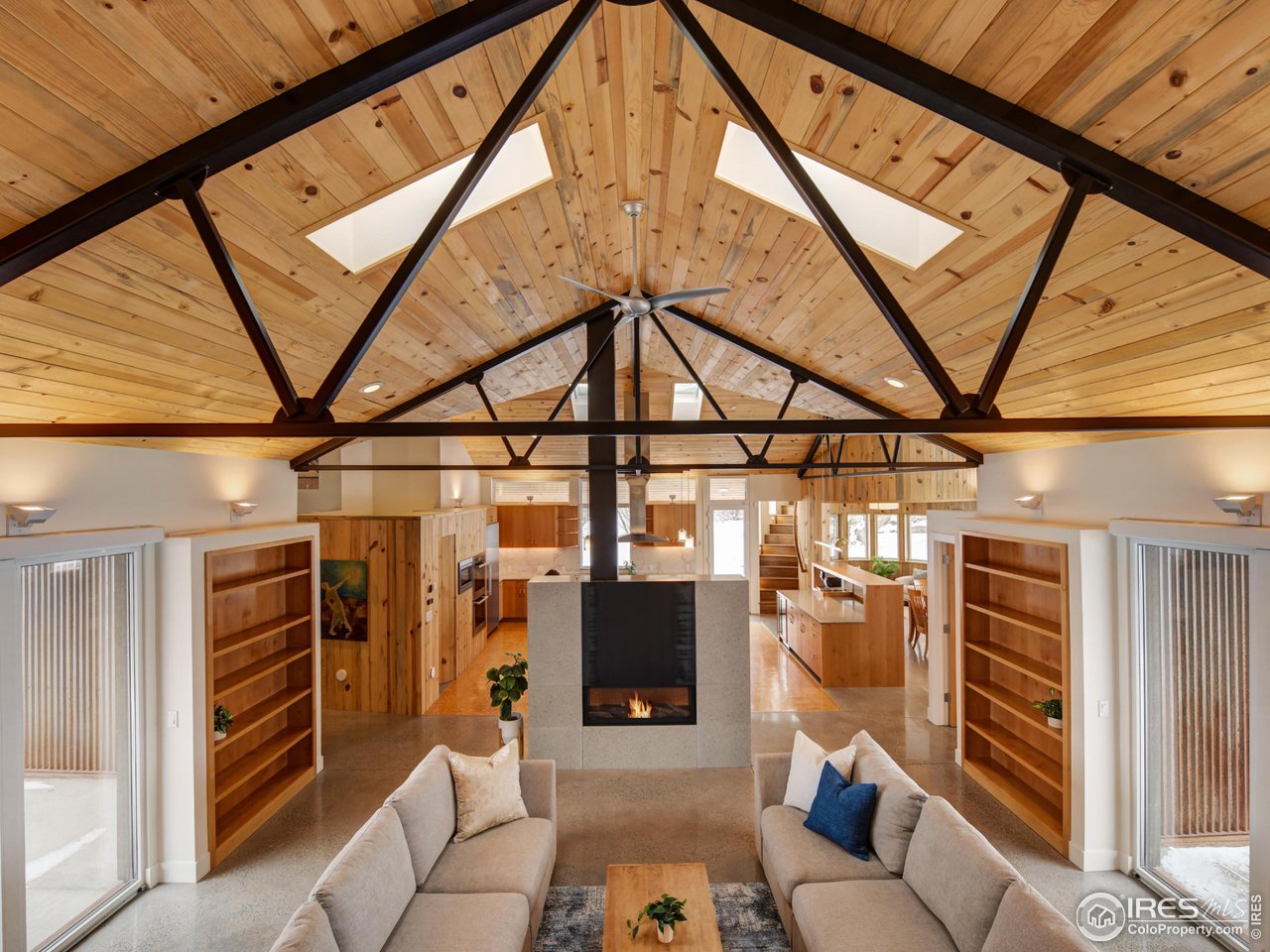 6077 Jay Road Boulder, CO 80301 - Photo 7 of 35