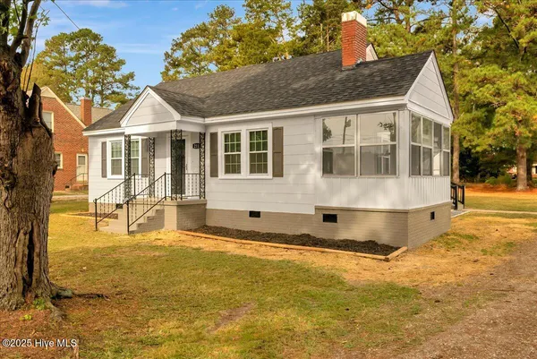$199,500 | 211 West Central Street, Seaboard, NC 27876