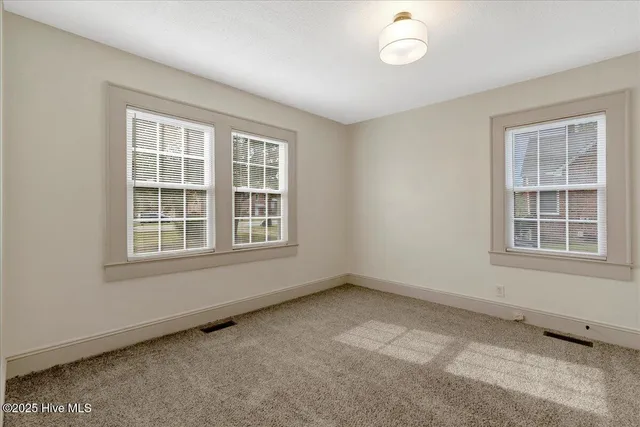 $210,000 | 211 West Central Street, Seaboard, NC 27876