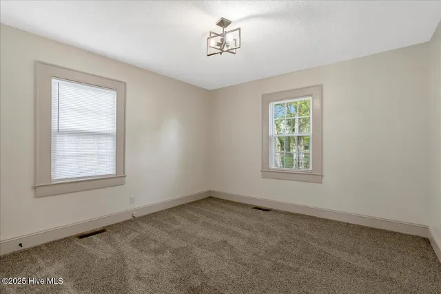 $210,000 | 211 West Central Street, Seaboard, NC 27876