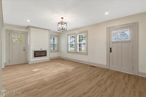 $199,500 | 211 West Central Street, Seaboard, NC 27876