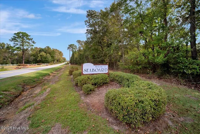 $210,000 | 211 West Central Street, Seaboard, NC 27876