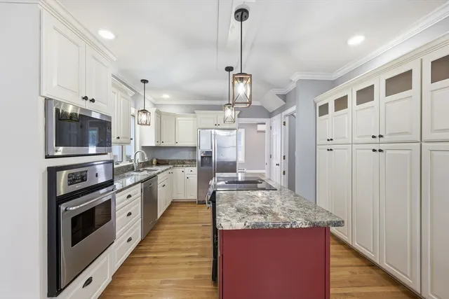 $849,900 | 11 Hadley Street, South Hadley, MA 01075