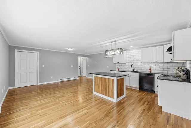 $849,900 | 11 Hadley Street, South Hadley, MA 01075