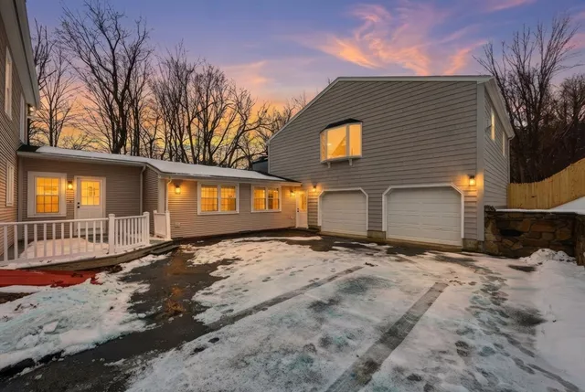 $849,900 | 11 Hadley Street, South Hadley, MA 01075