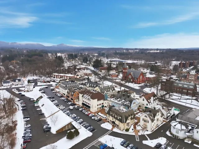 $849,900 | 11 Hadley Street, South Hadley, MA 01075