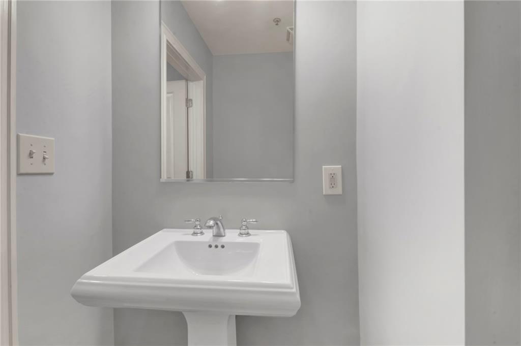 57 Forsyth Street Northwest, Unit 4D Atlanta, GA 30303 - Photo 10 of 27