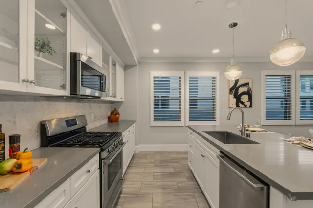 $1,089,888 | 1057 Foxglove Place, Unit 202, San Jose, CA 95131