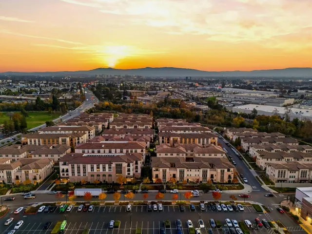 $1,089,888 | 1057 Foxglove Place, Unit 202, San Jose, CA 95131