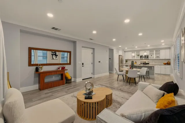 $1,089,888 | 1057 Foxglove Place, Unit 202, San Jose, CA 95131