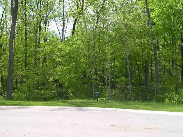 $129,900 | 9308 Shady Bend Court, Indianapolis, IN 46256