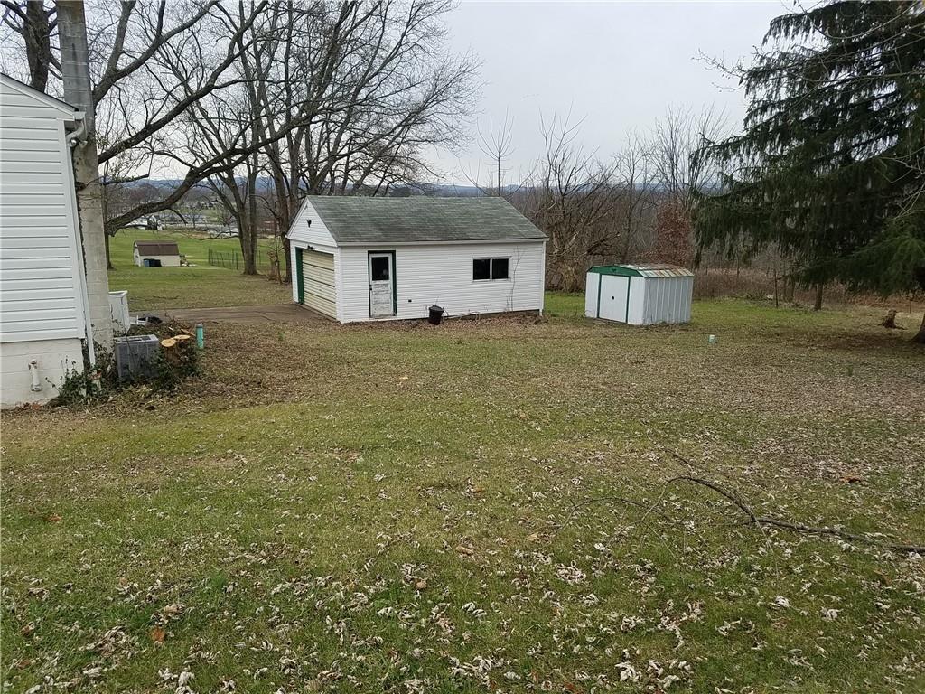 824 Hecla Road Mount Pleasant, PA 15666 - Photo 3 of 13 Gallery Image 3