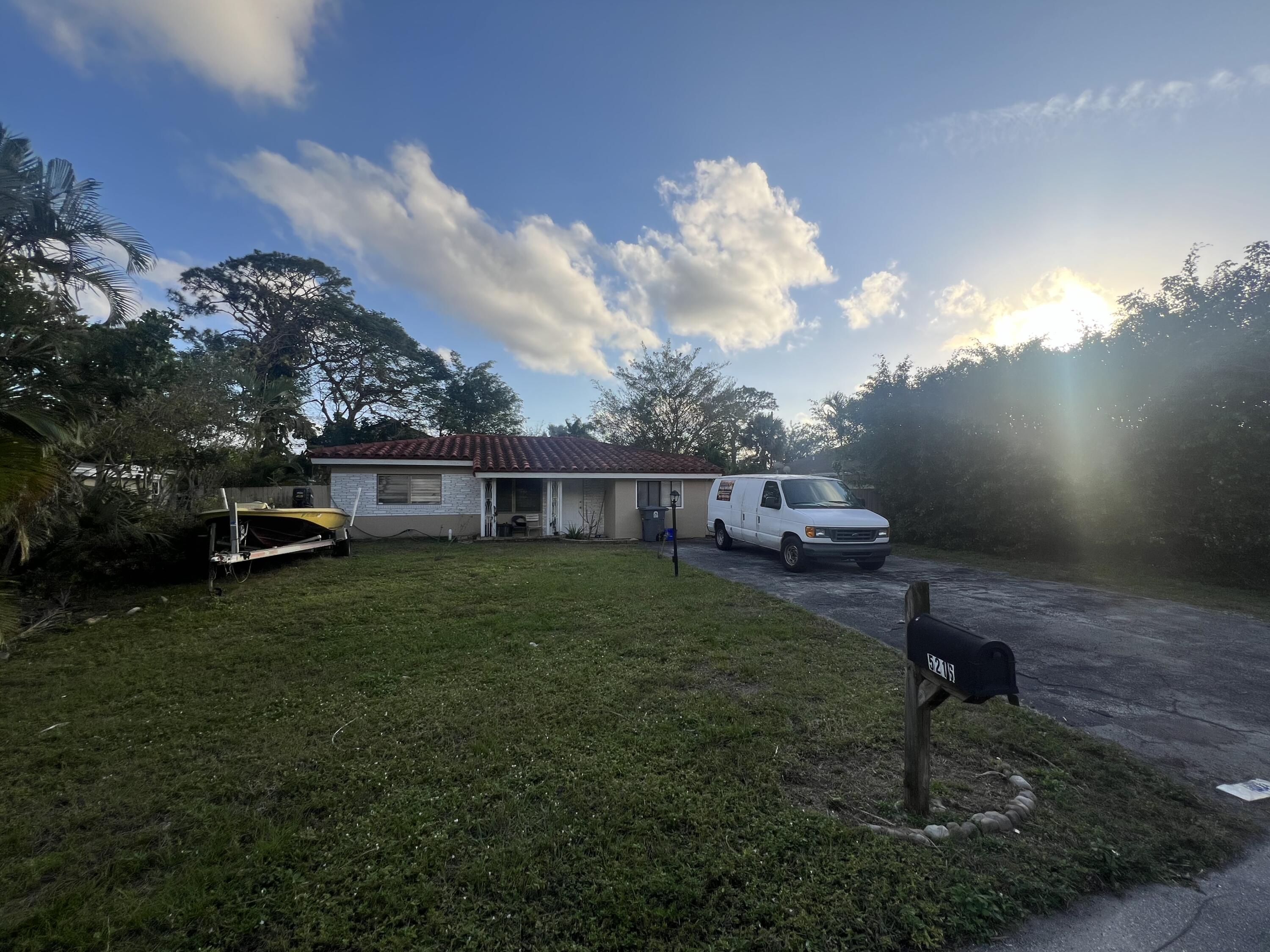 5216 Buchanan Road Delray Beach, FL 33484 - Photo 2 of 5 image_50401537