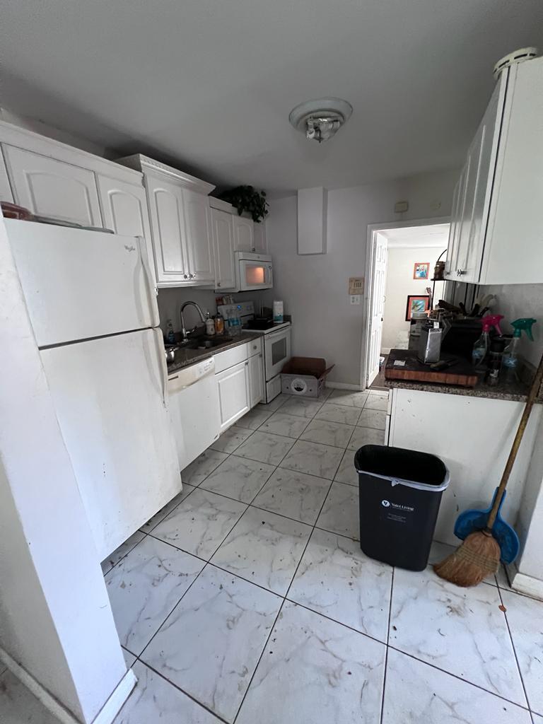 5216 Buchanan Road Delray Beach, FL 33484 - Photo 3 of 5 WhatsApp Image 2024-01-05 at 16.08.46_e7