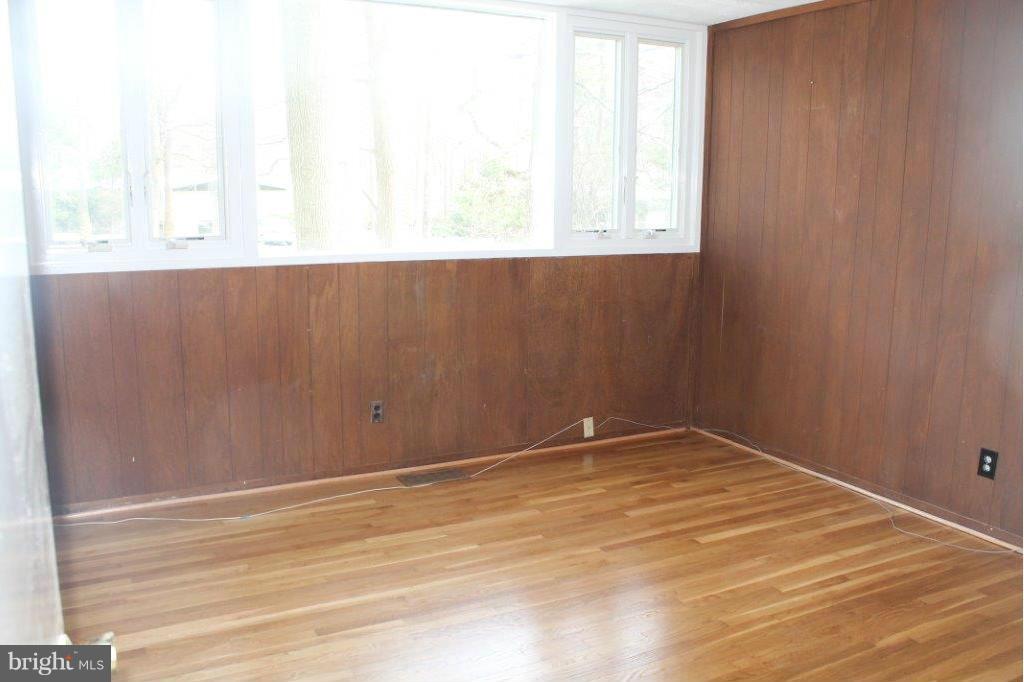7700 Elba Road Alexandria, VA 22306 - Photo 4 of 13 Bedroom