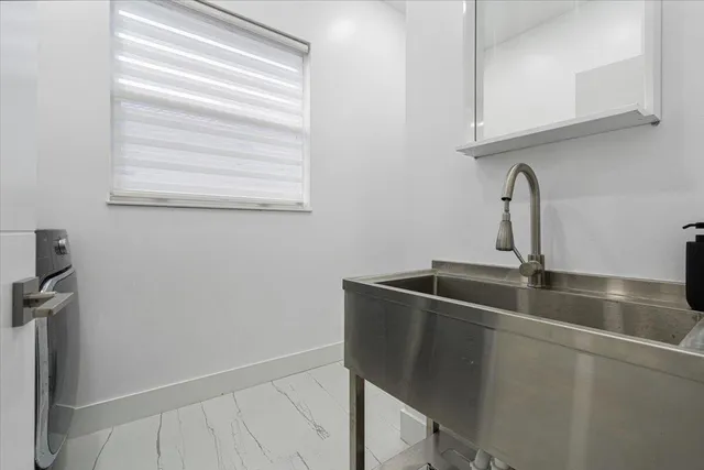 $780,000 | 623 Southwest Lake Charles Circle, Port St. Lucie, FL 34986