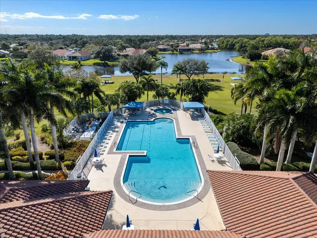 $780,000 | 623 Southwest Lake Charles Circle, Port St. Lucie, FL 34986