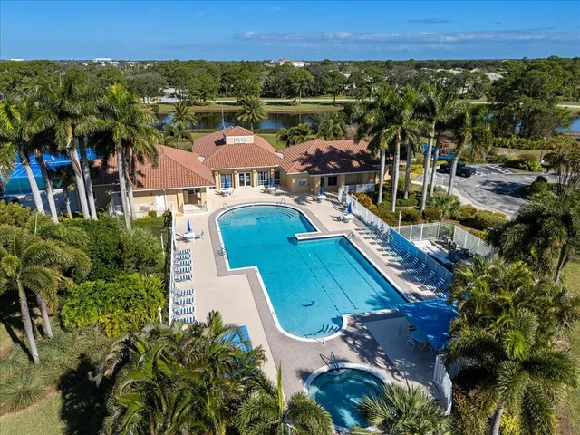 $780,000 | 623 Southwest Lake Charles Circle, Port St. Lucie, FL 34986