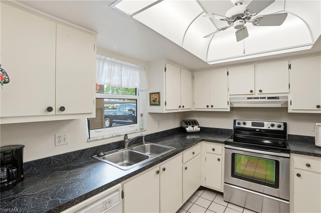 5451 Rattlesnake Hamm Road, Unit D108 Naples, FL 34113 - Photo 7 of 13 Gallery Image 7