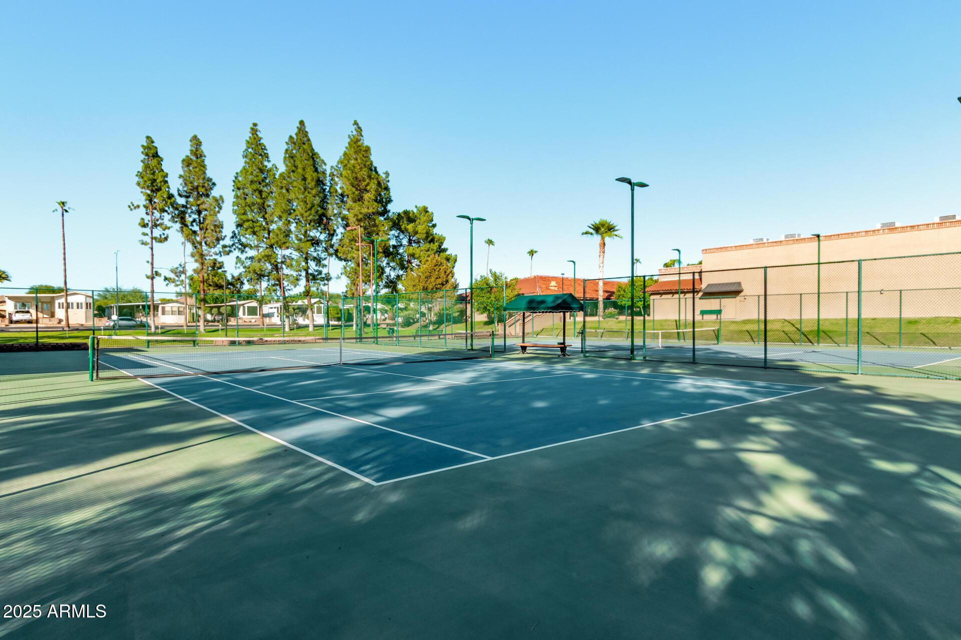 111 South Greenfield Road, Unit 647 Mesa, AZ 85206 - Photo 23 of 29 a view of a tennis court