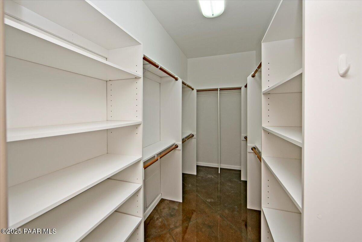 8760 North Yeager Mine Road Dewey, AZ 86327 - Photo 17 of 39 12-Primary Bedroom Closet