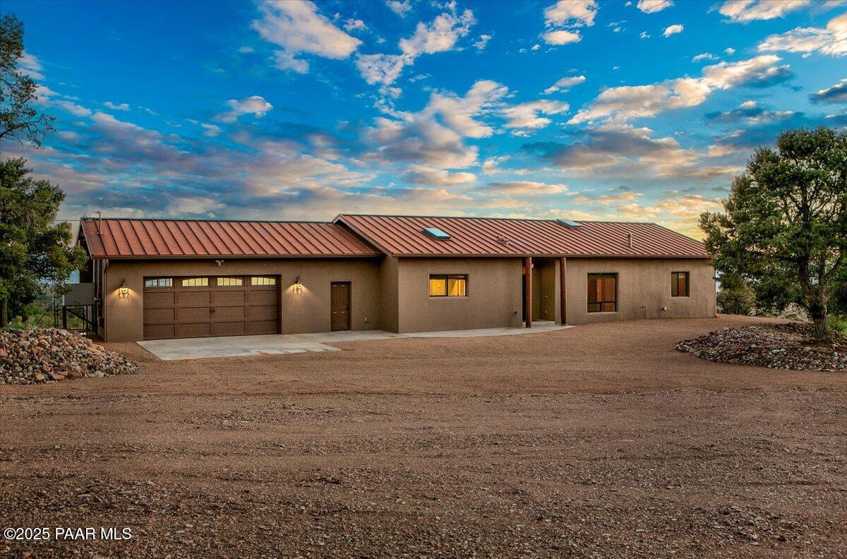 8760 North Yeager Mine Road Dewey, AZ 86327 - Photo 2 of 39 36-Front