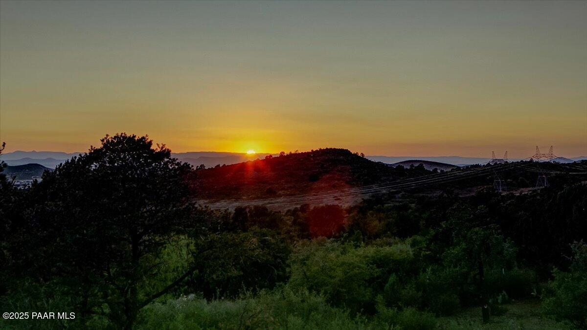 8760 North Yeager Mine Road Dewey, AZ 86327 - Photo 5 of 39 38-Sunset