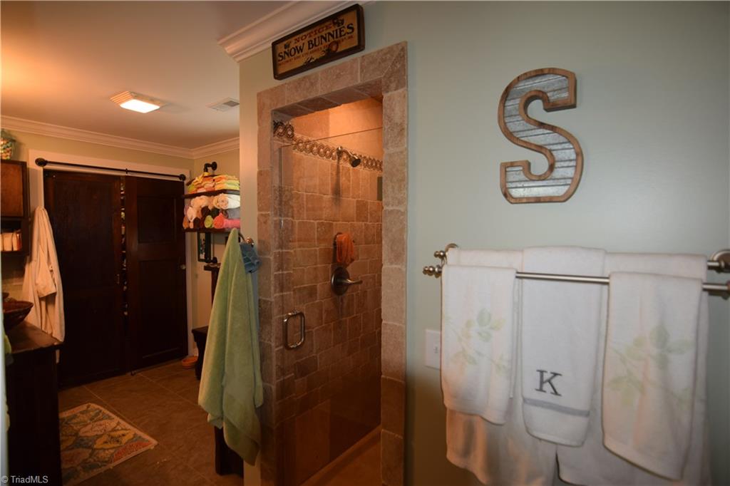 671 Tom Hunter Road Pilot Mountain, NC 27041 - Photo 15 of 19 Gallery Image 15