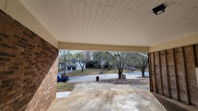 $239,000 | 1590 Flicker Road, Hampton, GA 30228