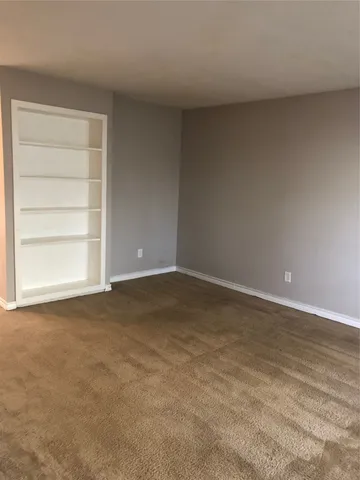 $699 | 5625 Antoine Drive, Unit 415, Houston, TX 77091