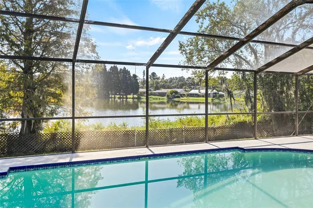 $359,000 | 5003 Presidential Street, Seffner, FL 33584