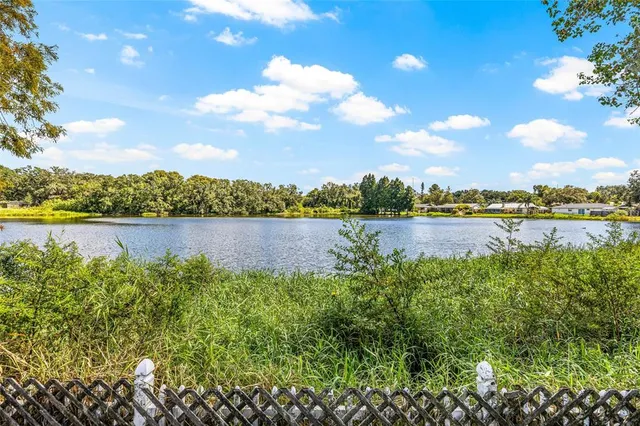 $359,000 | 5003 Presidential Street, Seffner, FL 33584