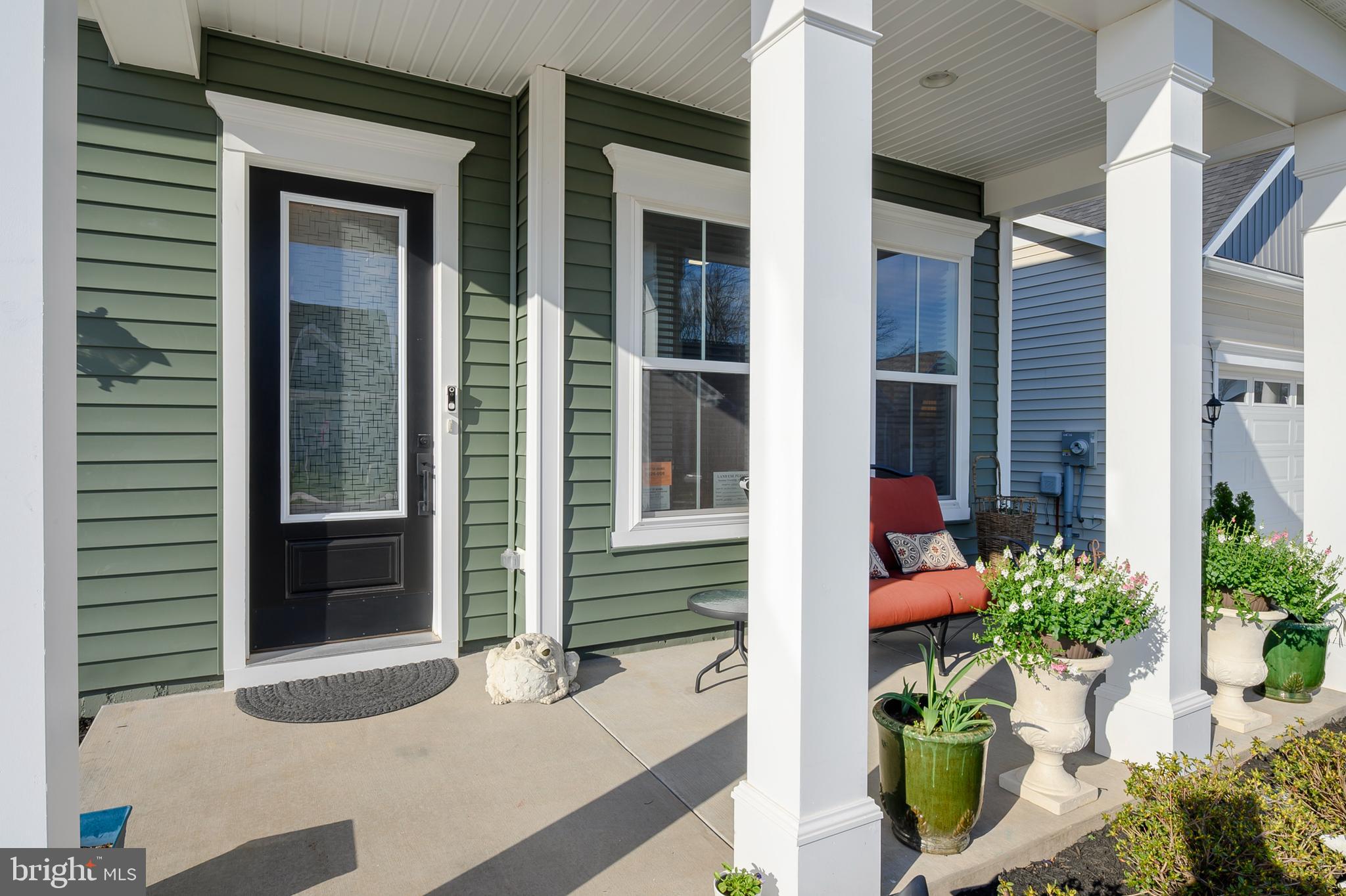 102 Woolgrass Lane Gettysburg, PA 17325 - Photo 2 of 66 Covered Front Porch