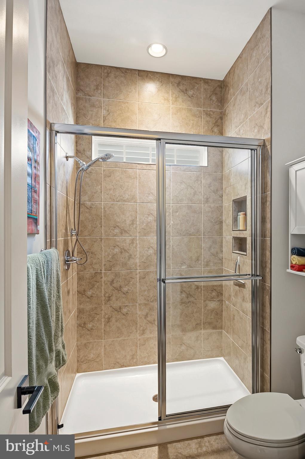 102 Woolgrass Lane Gettysburg, PA 17325 - Photo 20 of 66 Bathroom 2
